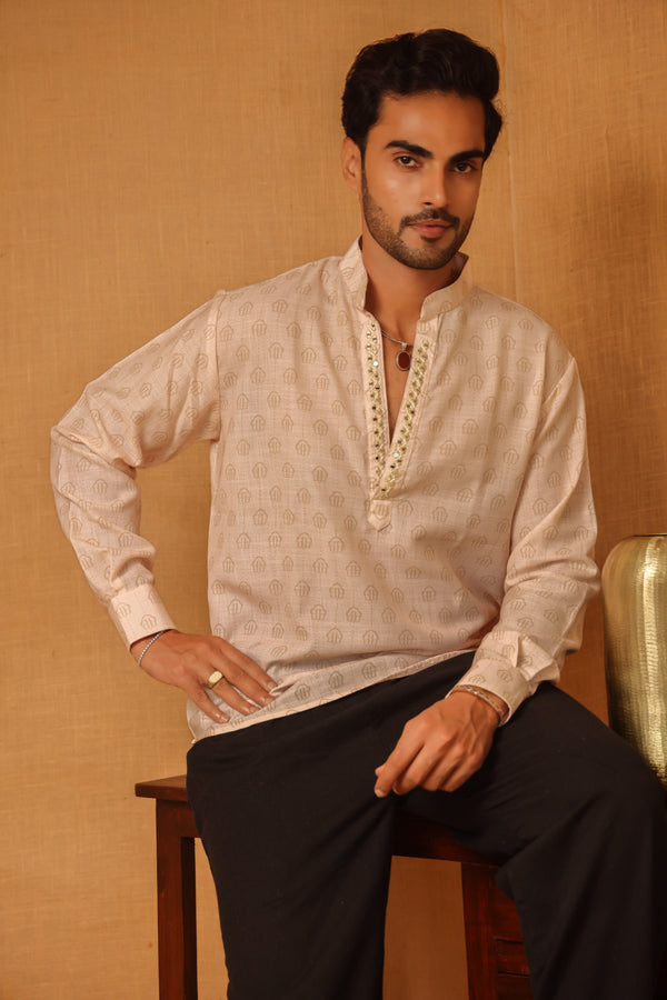 Sutradhaar Men’s Short Kurta