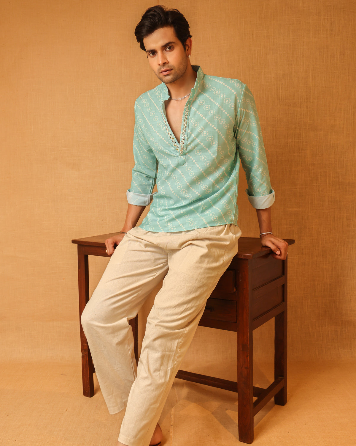Meher Men’s Short Kurta
