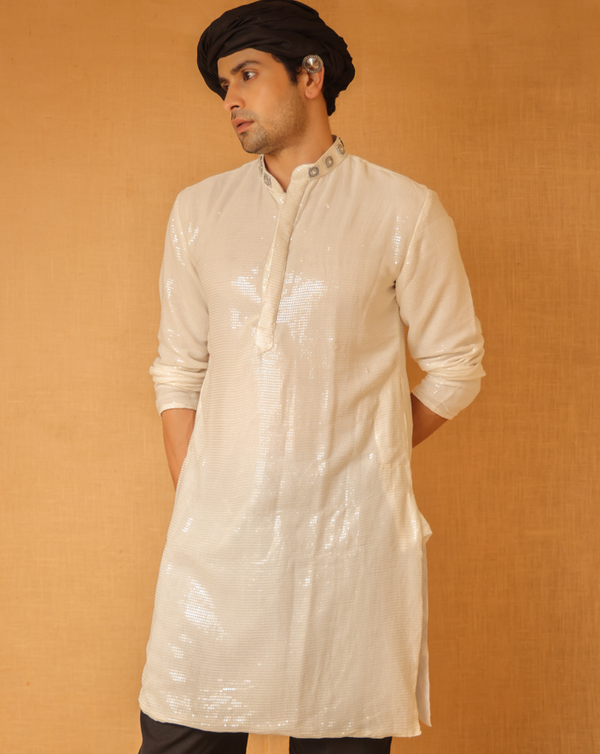 Retro-e-Raas white men's Kurta